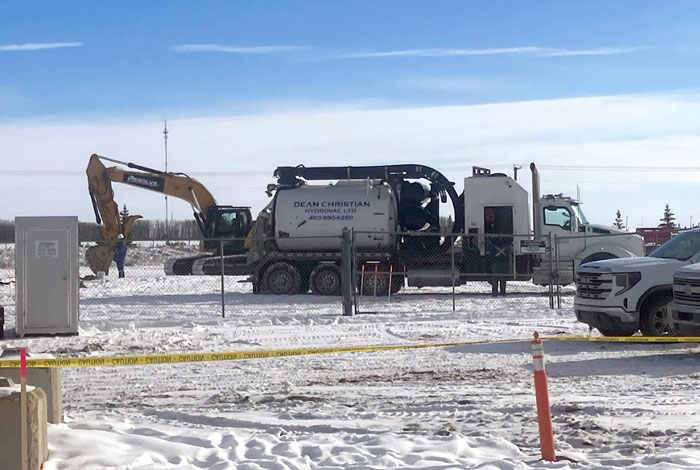 Hydrovac truck on the construction site.